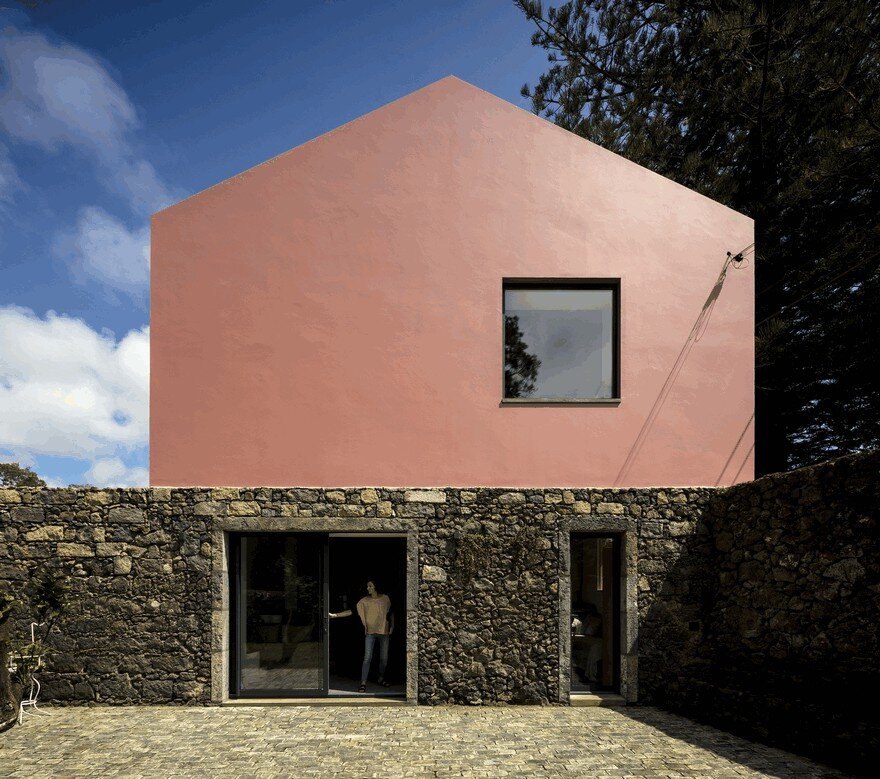 An Old Stable Converted into Two Contemporary Guesthouses 2