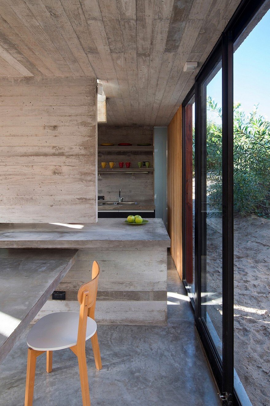 Concrete Weekend Retreat in Buenos Aires, Argentina 8