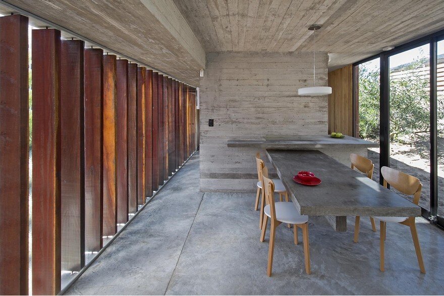 Concrete Weekend Retreat in Buenos Aires, Argentina 10