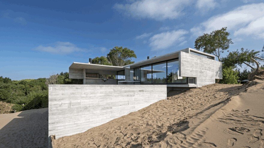 Concrete Summer House in Costa Esmeralda, Argentina 3