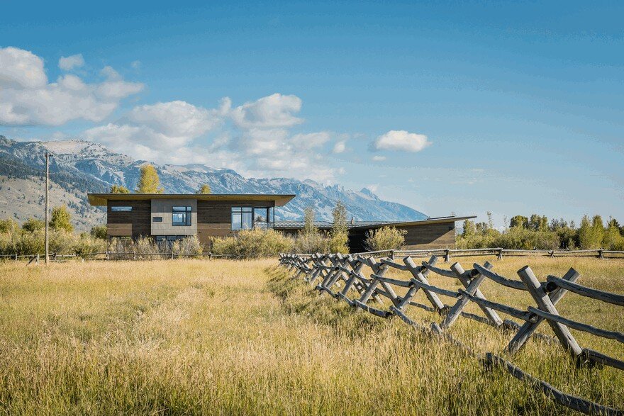 Contemporary Mountain Home in Wyoming 7