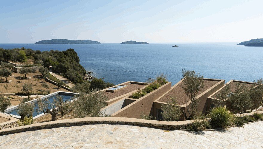 This Greek Vacation Home is Conceived as a Series of Parallel Adjoining Rooms 1