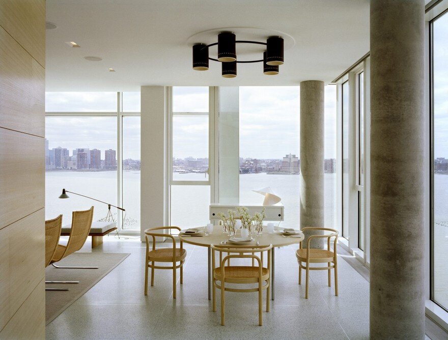 Hudson River Apartment in Manhattan by SheltonMindel 6