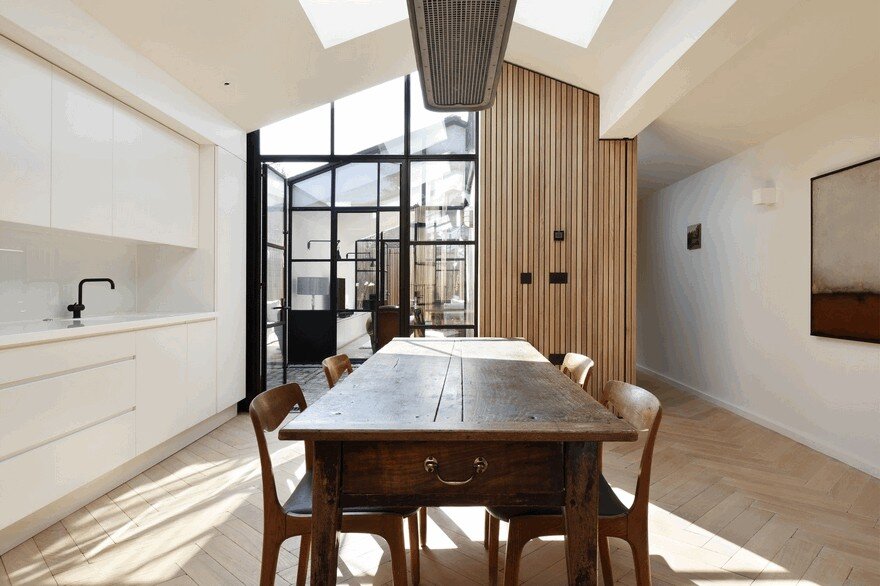 De Rosee Sa Have Designed a Courtyard Home on the Site of a Former Garage in West London 7