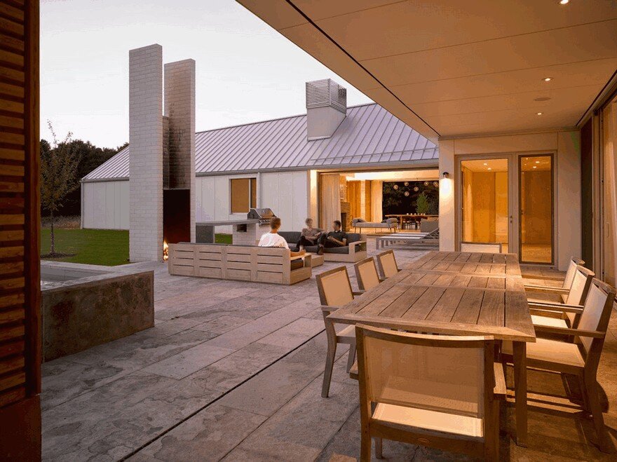 Lovely Weekend Home Incorporating Green Features: Compass House 12