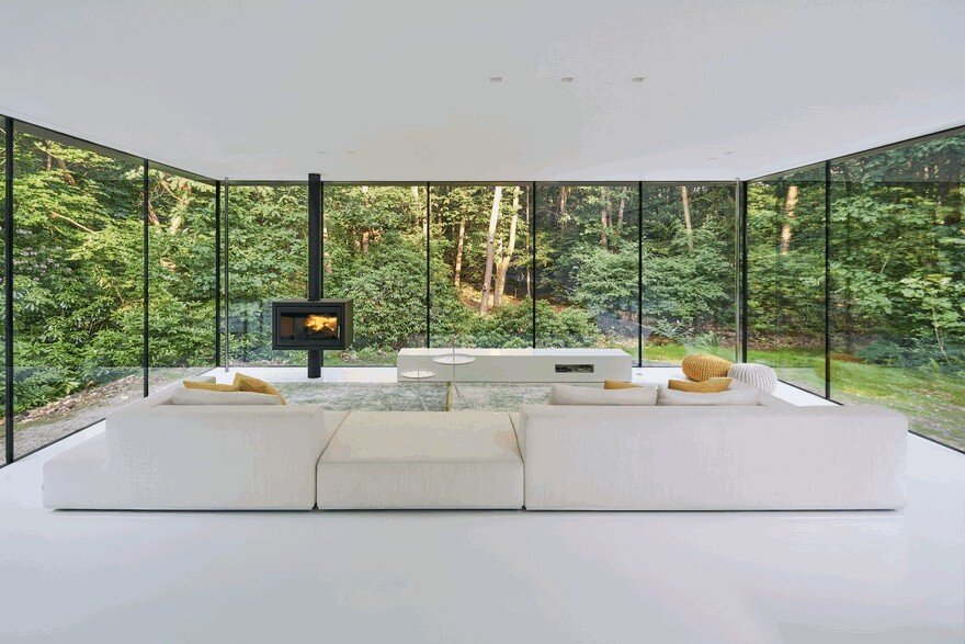 Modern Sustainable Home Set in the Middle of the Forest 3