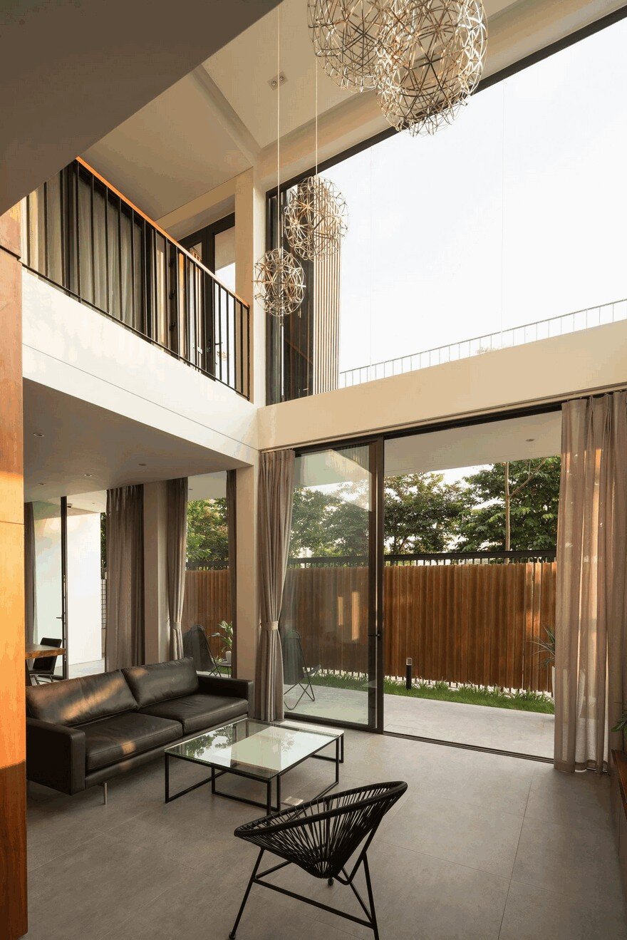 Modern Villa Maximizes Light and Space in Vietnam 5