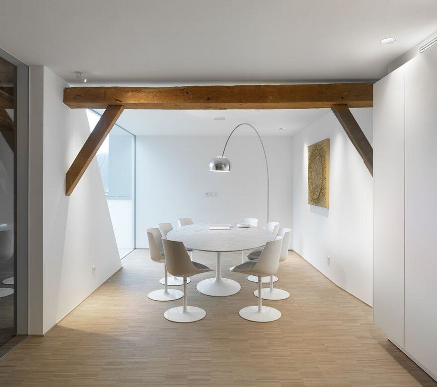 Old Chapel in Belgium Transformed into Office Space 9