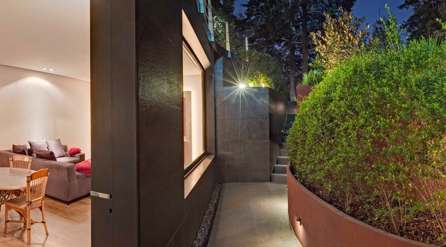 Private Contemporary Home in Mexico Showcasing Bright Interior Spaces 15