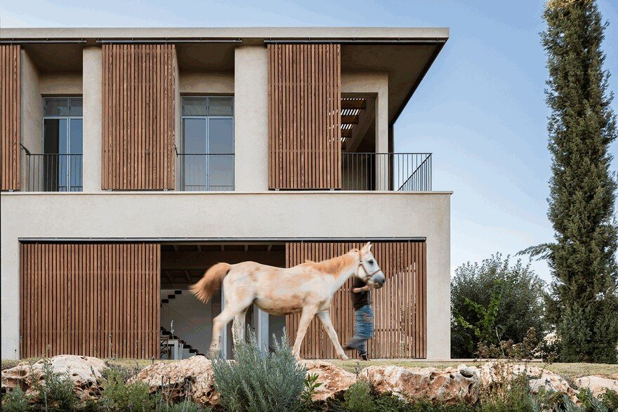 A Galilee House Integrated into the Pastoral Surroundings / Golany Architects 2