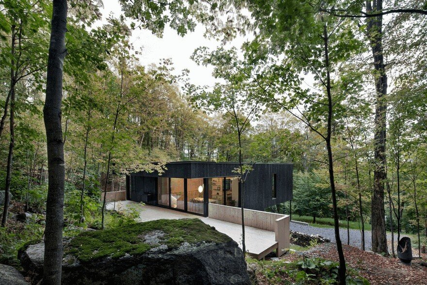 The Rock House Offers Access to a Wild and Untouched Nature