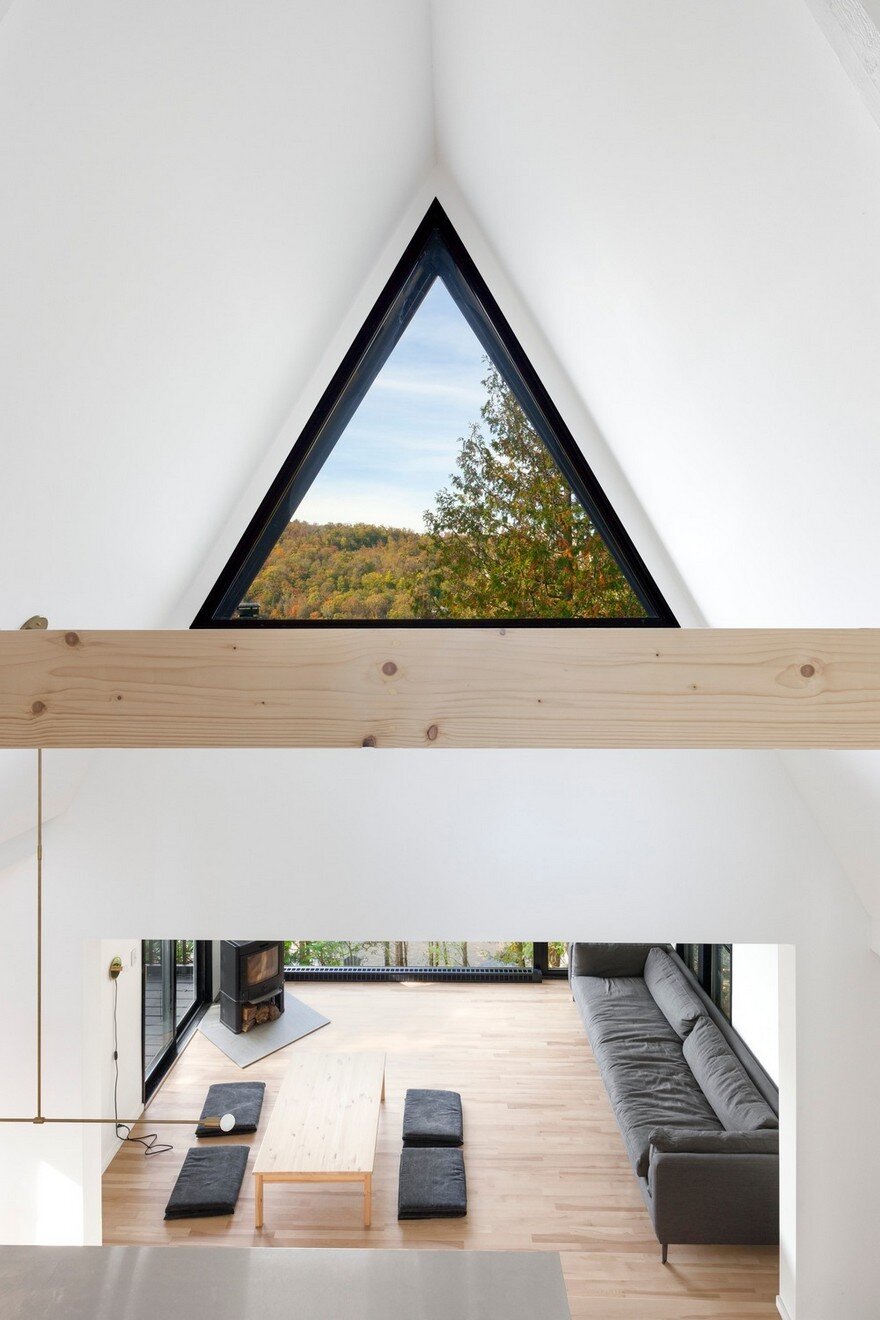 A-Frame Cottage by Jean Verville Architecte 6