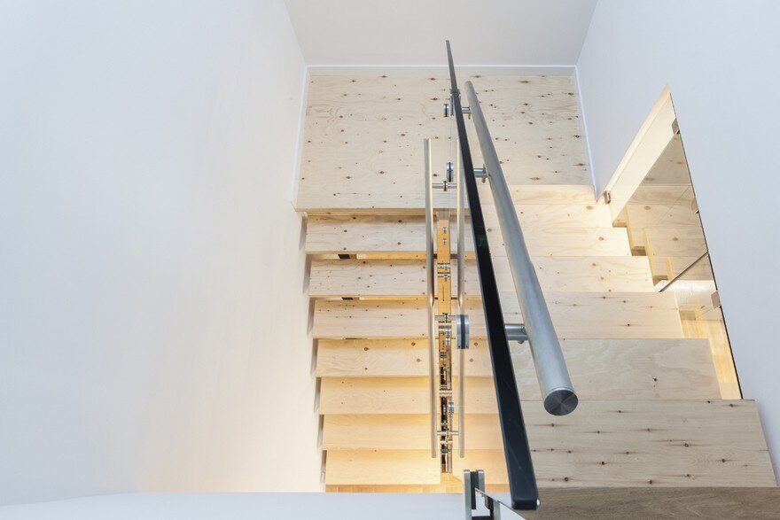 Instar House: Minimalist Three-Storey Home by Atelier RZLBD 8