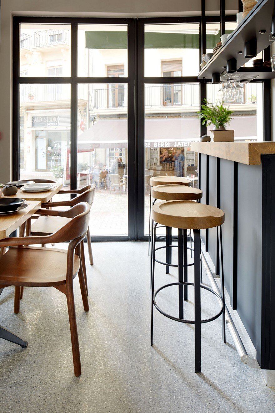 Kinza Cafe in San Sebastian, Azovskiy Pahomova Architects 10