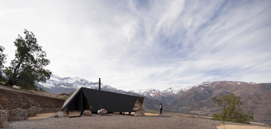 Small Mountain Cabin in San Esteban, Chile, Gonzalo Iturriaga Arquitectos