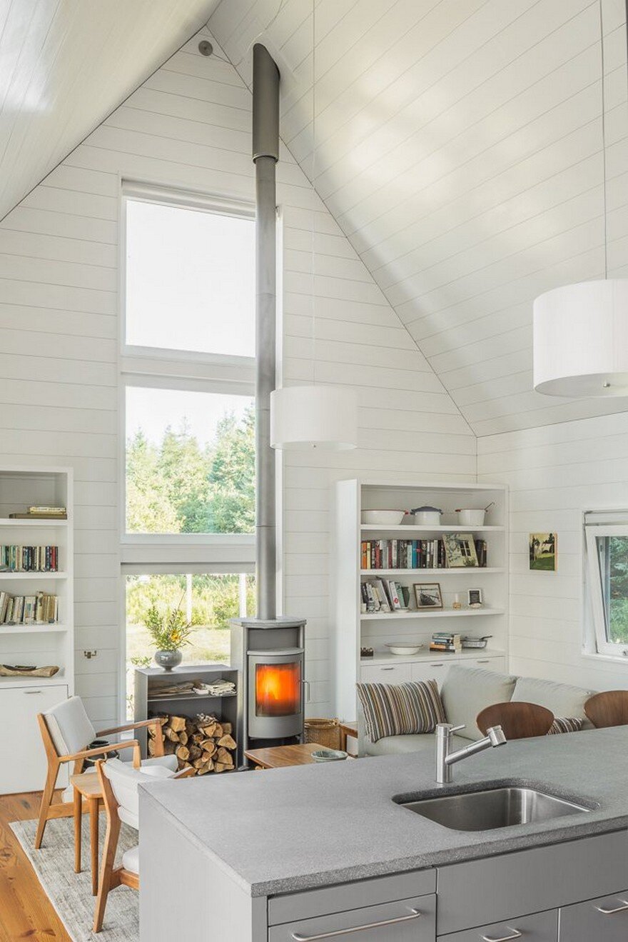 This Cranberry Isles House is a Modern Interpretation of the Traditional New England Farm 5
