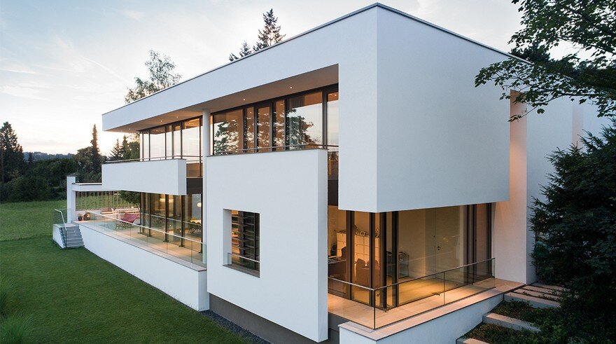 Light-Infused Panoramic Family Home in Esslingen, Germany 2