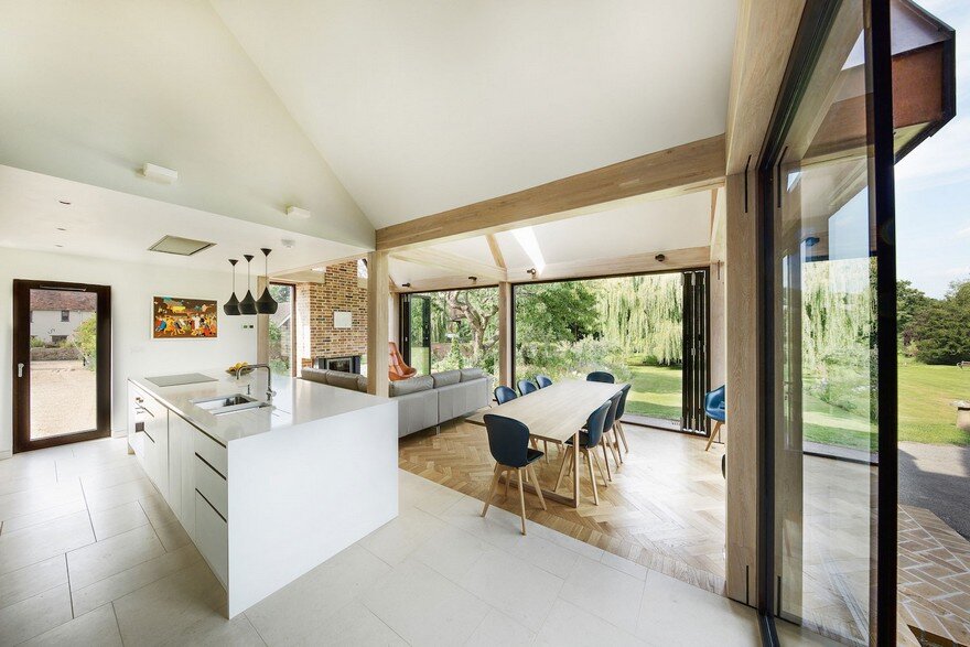 Mill House: An 18th Century Watermill House Gets a Contemporary Extension 4
