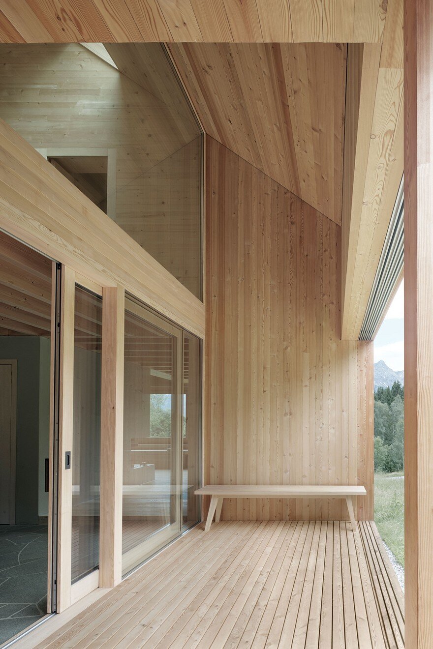 Mountain Vacation House in Austria, Innauer-Matt Architekten 4