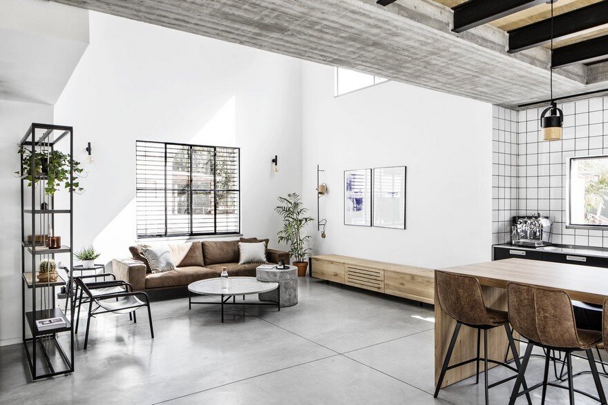 Nir Am House in Gaza Envelope Featuring an Industrial, Minimal and Modern look 2