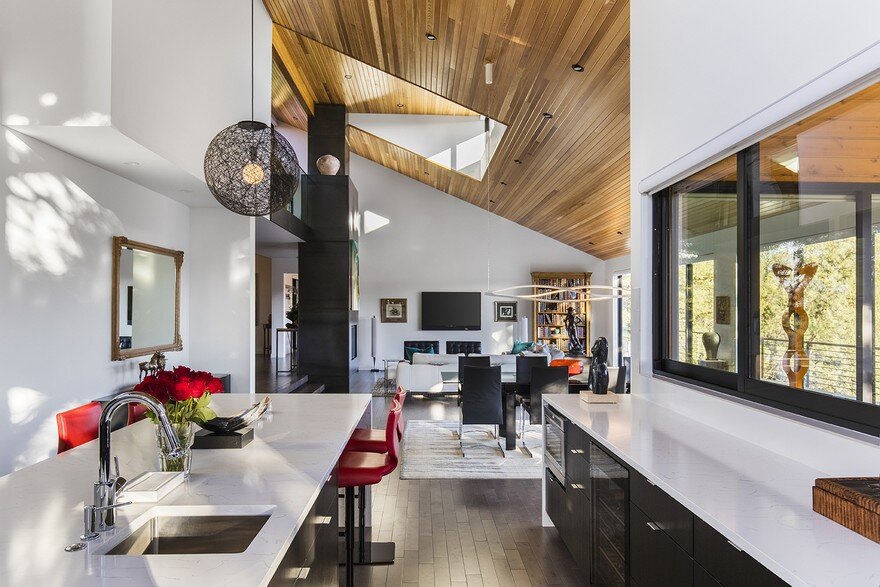 Redmond Ranch Gets Three Modern Additions and Stylish Interiors 5