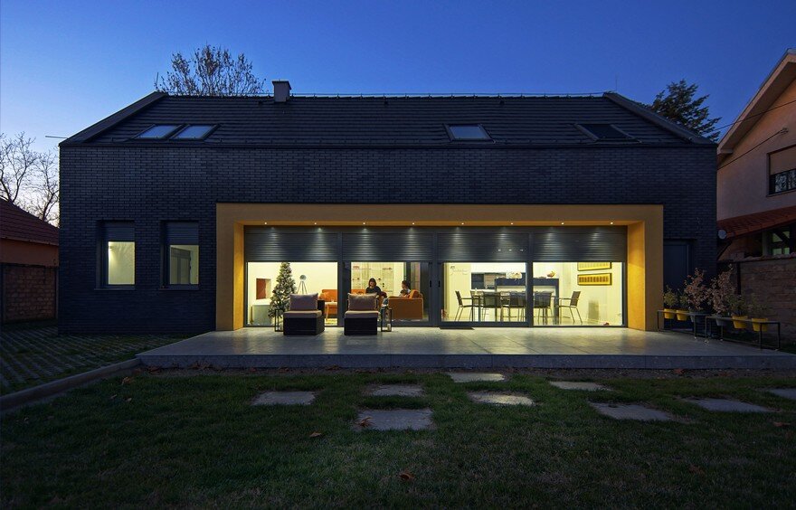 Rilak Family Residence Inspired by the Traditional House in Vojvodina 1