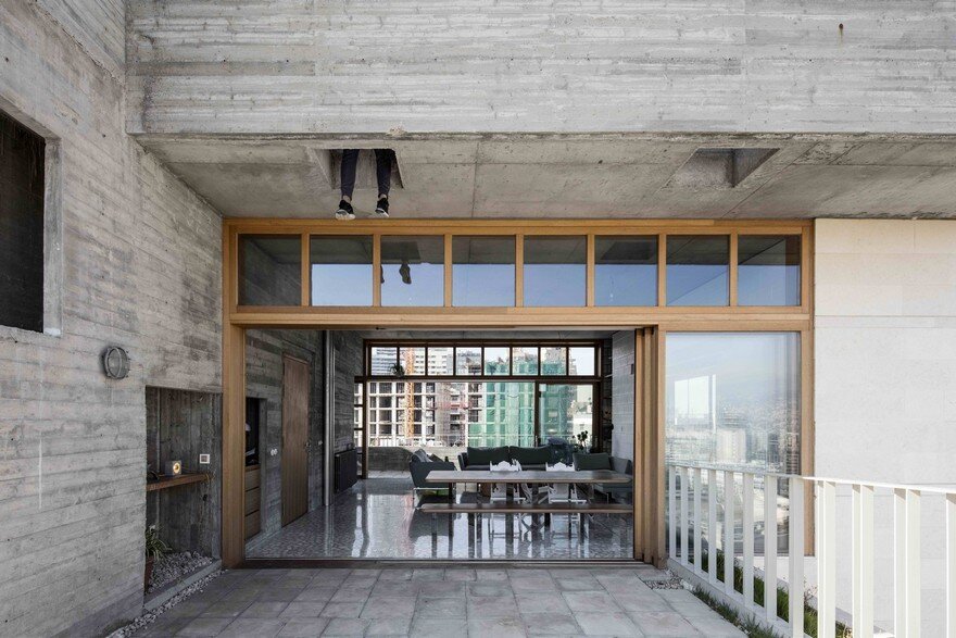 Stunning Roof Extension in Beirut With Panoramic City Views 10
