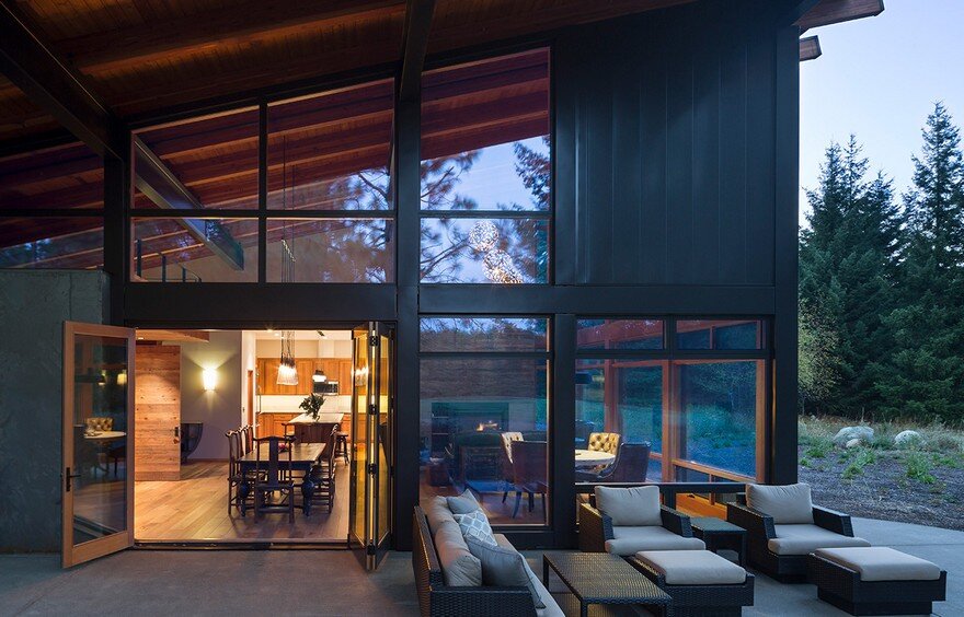 Tumble Creek Net-Zero Cabin Blends Sustainable Modern Architecture with Reclaimed Rustic Materials 14