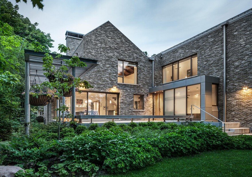 Cobourg House on the shore of Lake Ontario, Trevor Horne Architects
