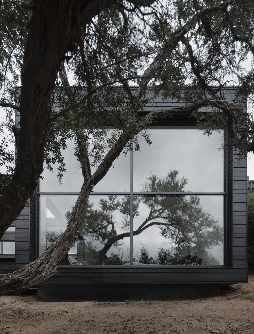 Contemporary Coastal Home with a Blackened Timber Facade 1
