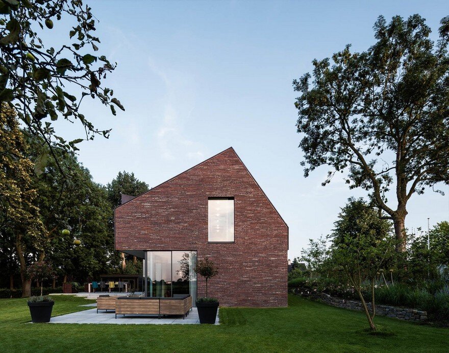 Contemporary Dutch Villa by EVA Architecten 3