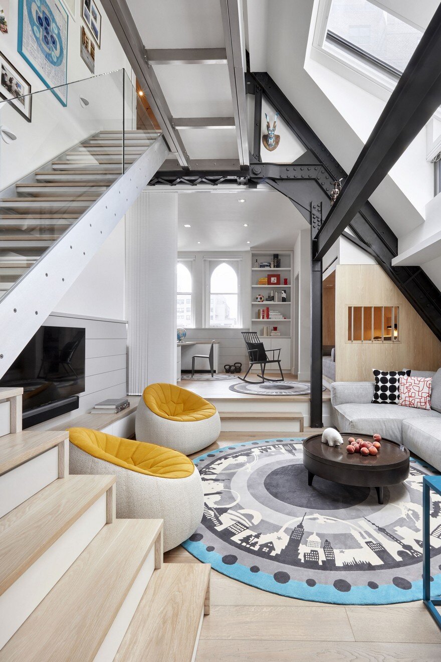 Tiny Duplex Apartment in Manhattan by AM/MOR Architecture