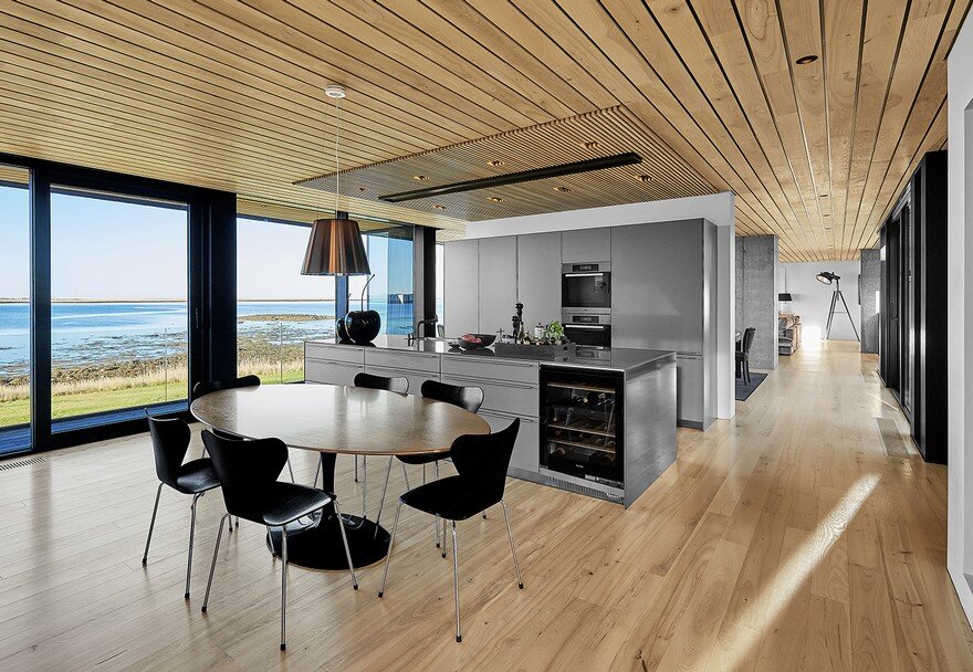 Elegant Approach to Family Home Design in Reykjavík, Iceland 8