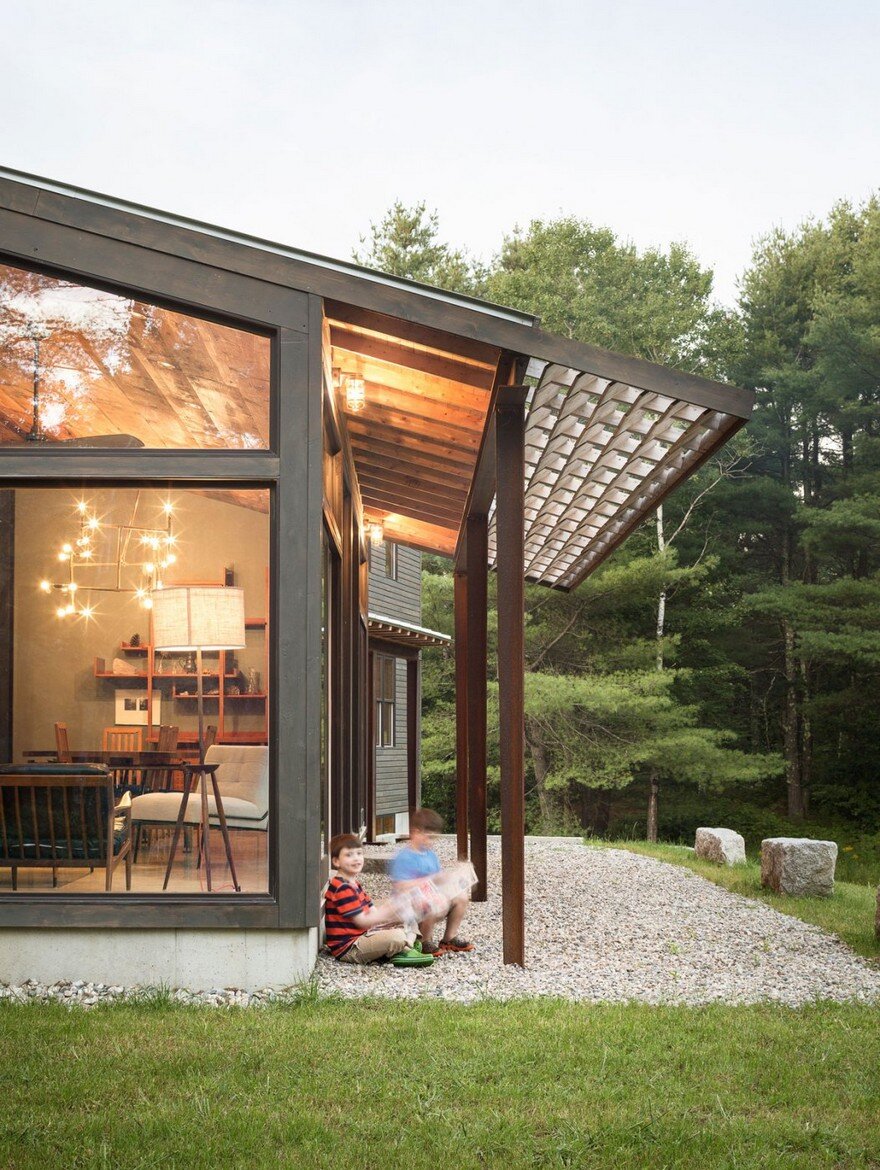 Family Farmhouse Built With Salvaged Materials from an Antique Barn 3