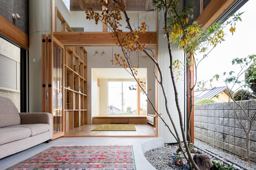 Minimalist Family Home in Osaka Defined by a Perfect Indoor-Outdoor Experience 5