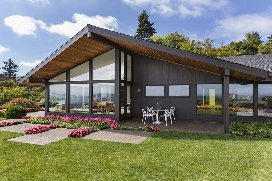 Myrtle House: 1957 Mid-Century House Remodeled by Giulietti Schouten Architects