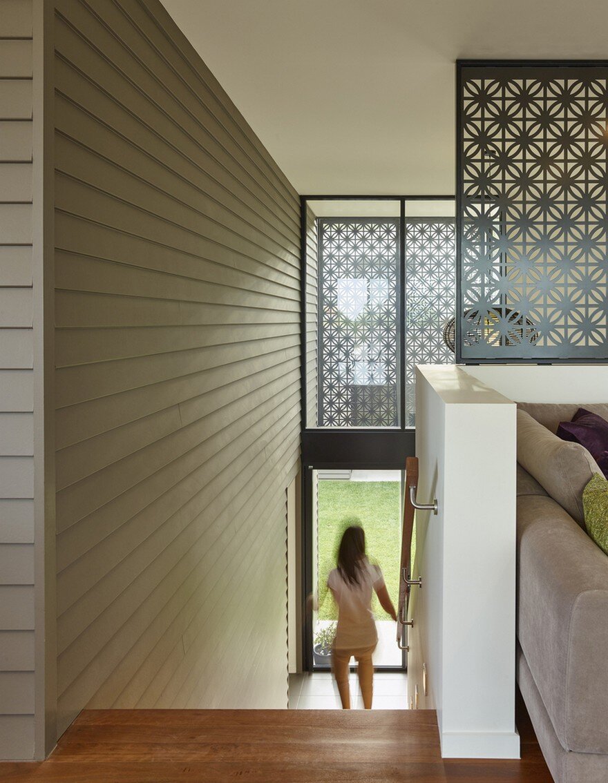 Remarkable Design Shaping Modern House in Gold Coast, Australia 6