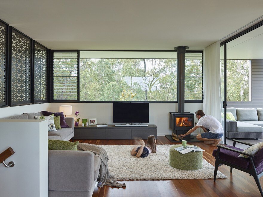 Remarkable Design Shaping Modern House in Gold Coast, Australia 14