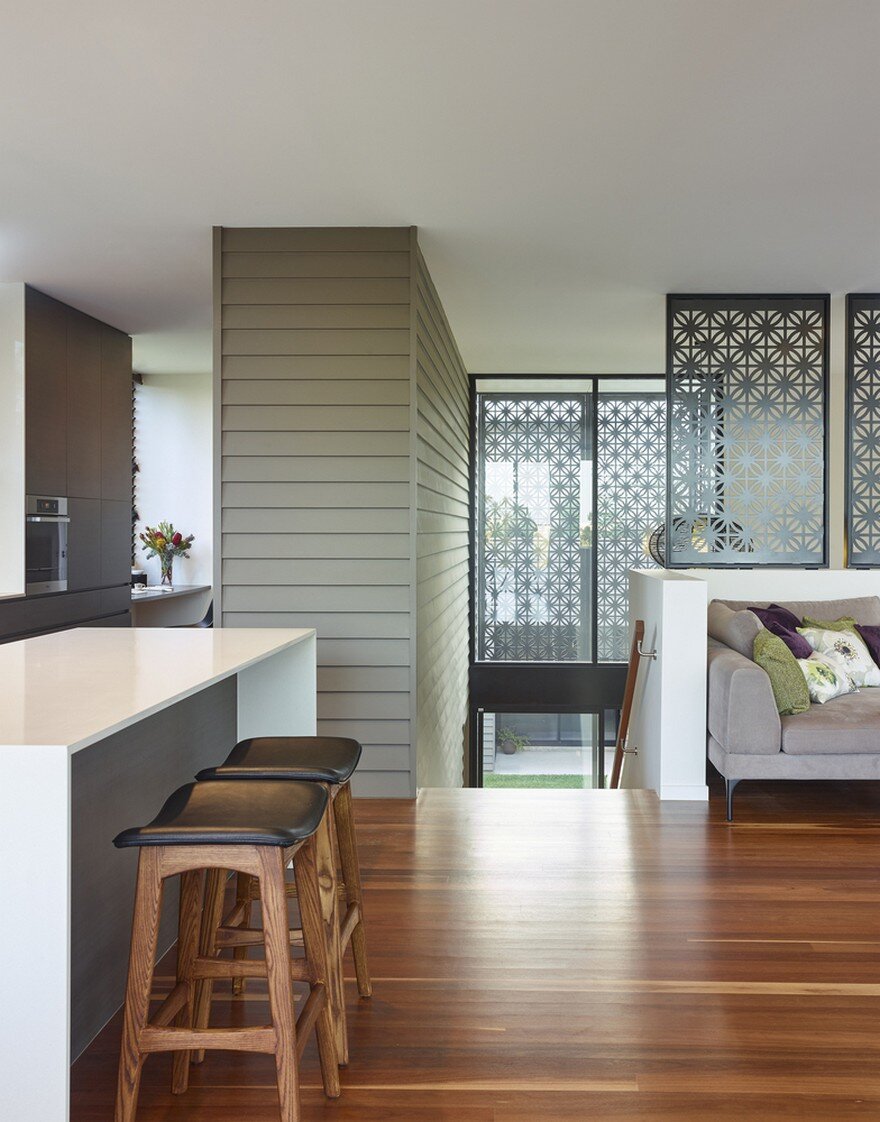 Remarkable Design Shaping Modern House in Gold Coast, Australia 7