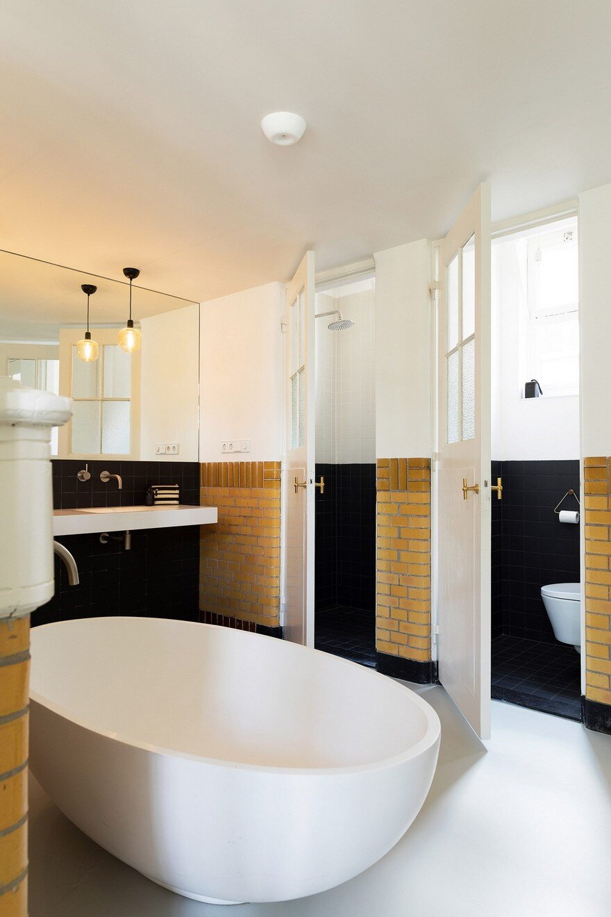 Eklund Terbeek Architecten Designs a Spacious Apartment in a Former School 13
