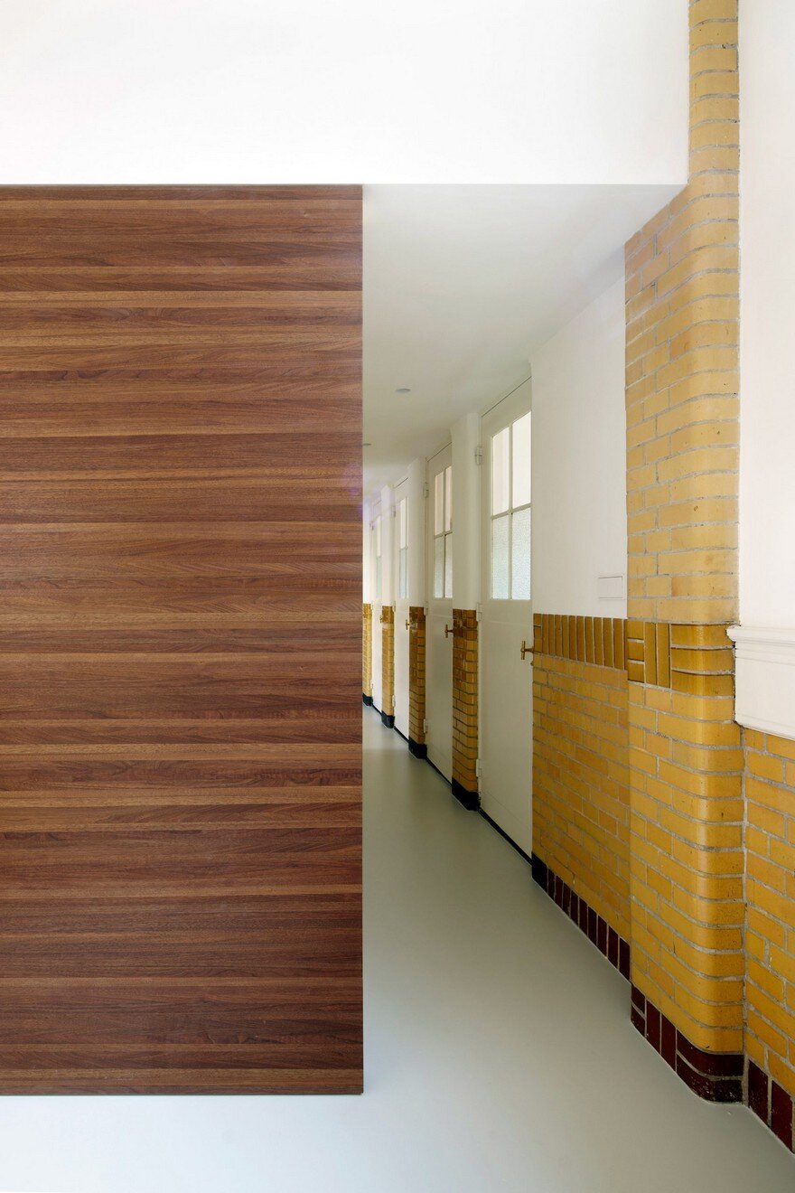 Eklund Terbeek Architecten Designs a Spacious Apartment in a Former School 8