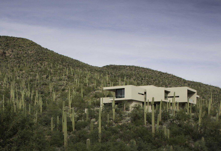 Striking Desert House in Tucson, Arizona, Kevin B. Howard Architects