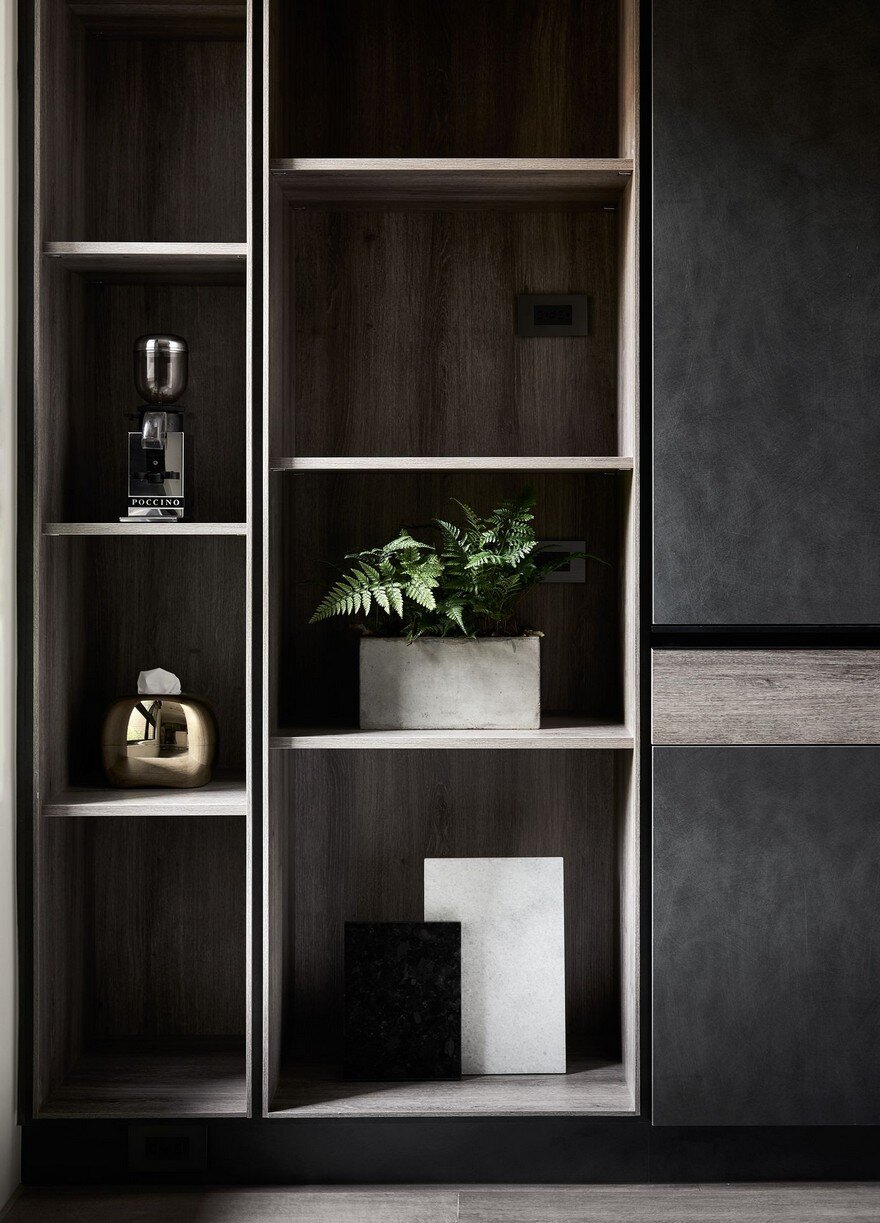 Taichung Apartment Featuring Dark Hues and an Elegant Material Palette 7