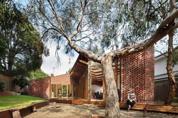 Brick Veneer House Renovated by FMD Architects in Melbourne Inner-East