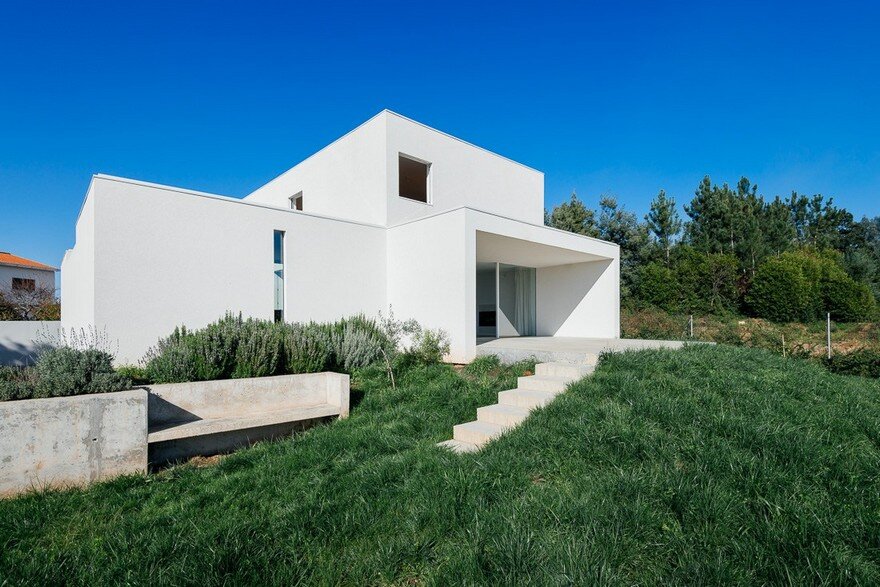 Coimbra House, Branco-DelRio Arquitectos 4