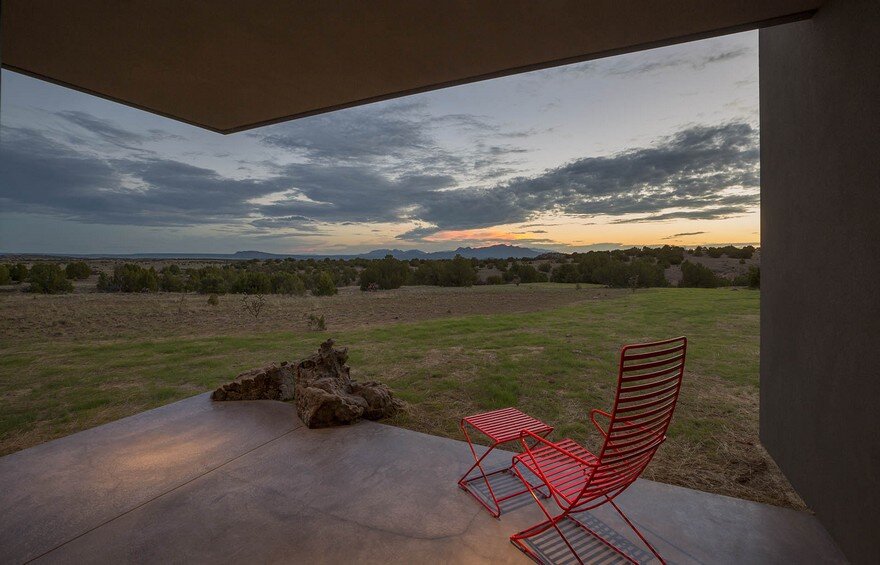 Galisteo House in New Mexico by Archaeo Architects 16