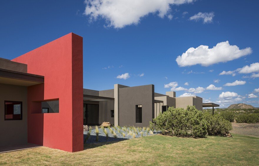 Galisteo House in New Mexico by Archaeo Architects 3