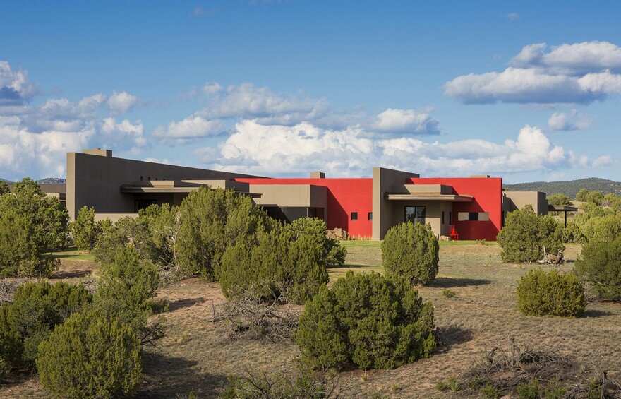 Galisteo House in New Mexico by Archaeo Architects 1