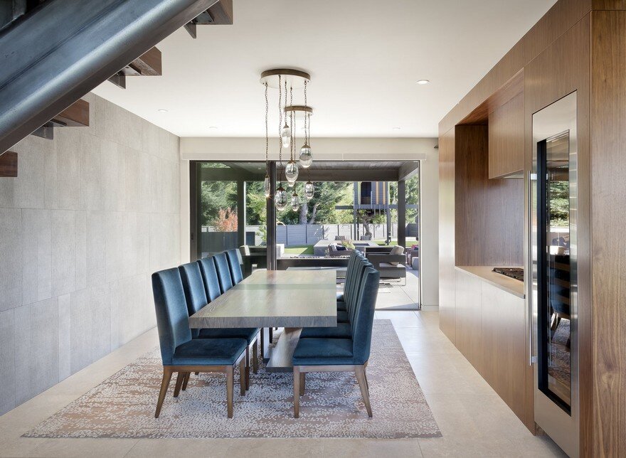 Open Floor Plan Home Featuring a Natural Palette of Steel, Concrete and Walnut 6