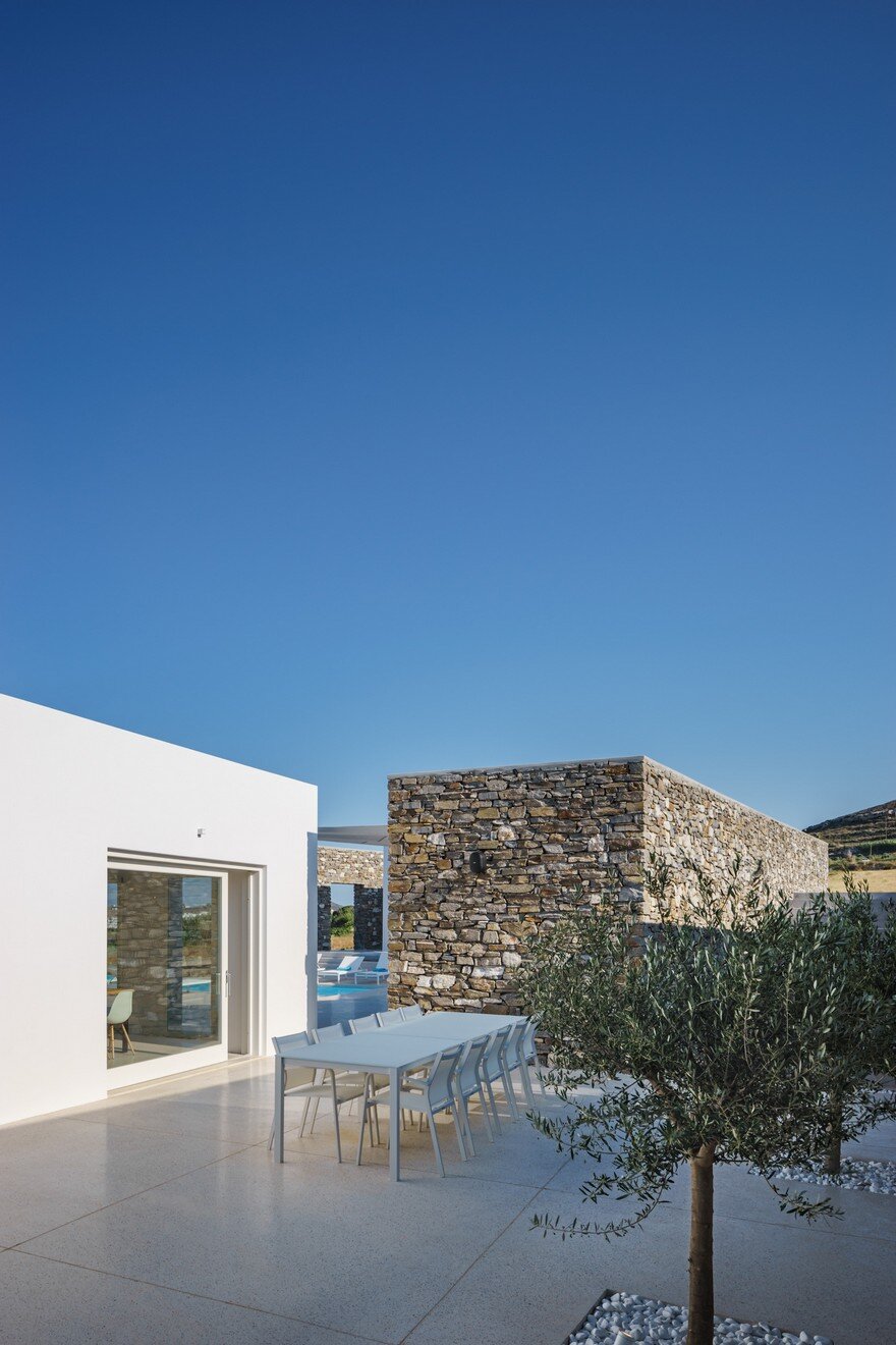 Paros Island House by React Architects 10